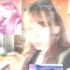 Meet your Posher, Simone